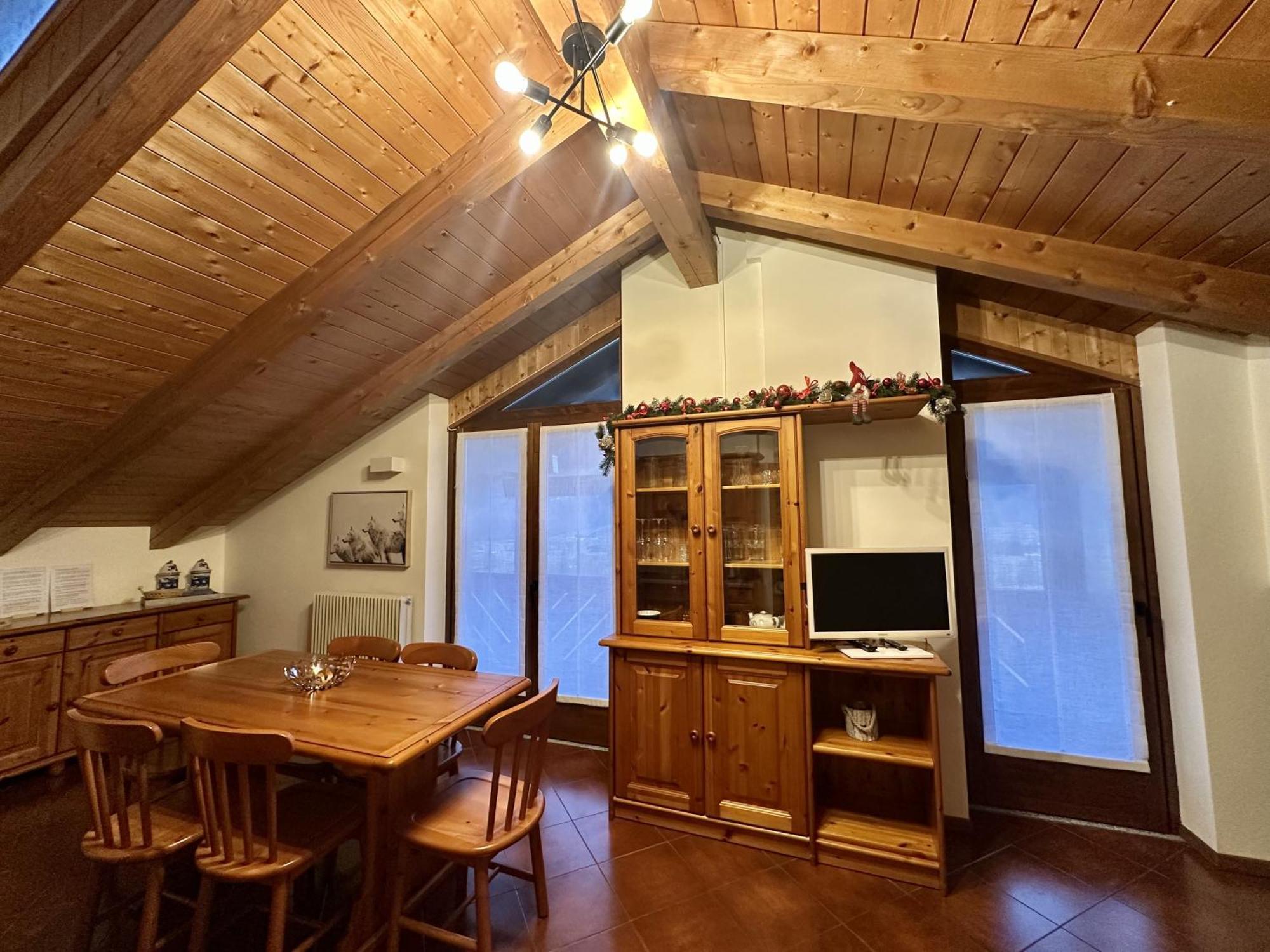 Mansarda Con Vista Apartment Giustino Exterior photo